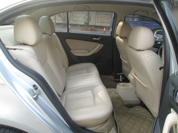 【华体会体育hth官方网站】曾跟武磊比肩的新星如今成申花鸡肋!新援加盟将让他无球可踢(图3) 华体会体育hth官方网站