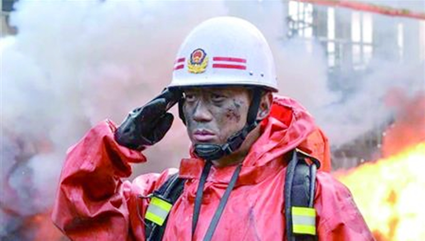 hth官网入口|金九银十装修季|中国10大板材品牌百的宝有装修知识要送给您(图2) 华体会体育hth官方网站