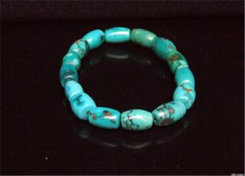 港口木材到货量减少,木材或迎来新一轮涨价‘华体会体育hth官方网站’(图1) hth官网入口